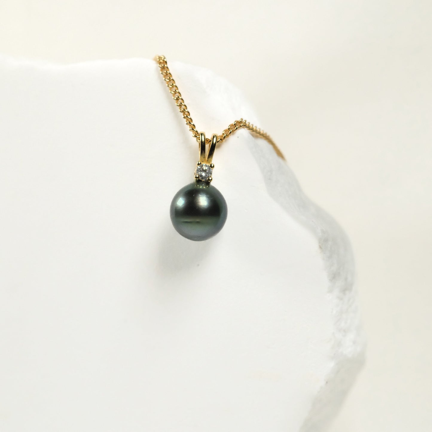 Ka'iulani Tahitian Pearl Necklace