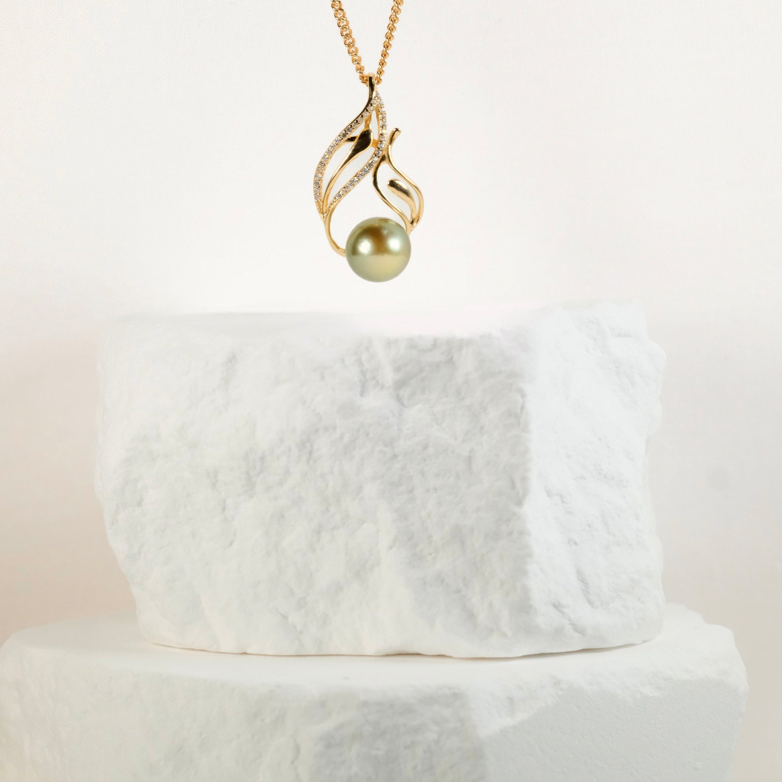 Kaimana Pistachio Tahitian Pearl Necklace