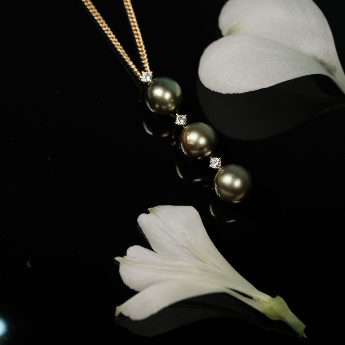 Iolana Pistachio Tahitian Pearl Triple Pendant Necklace