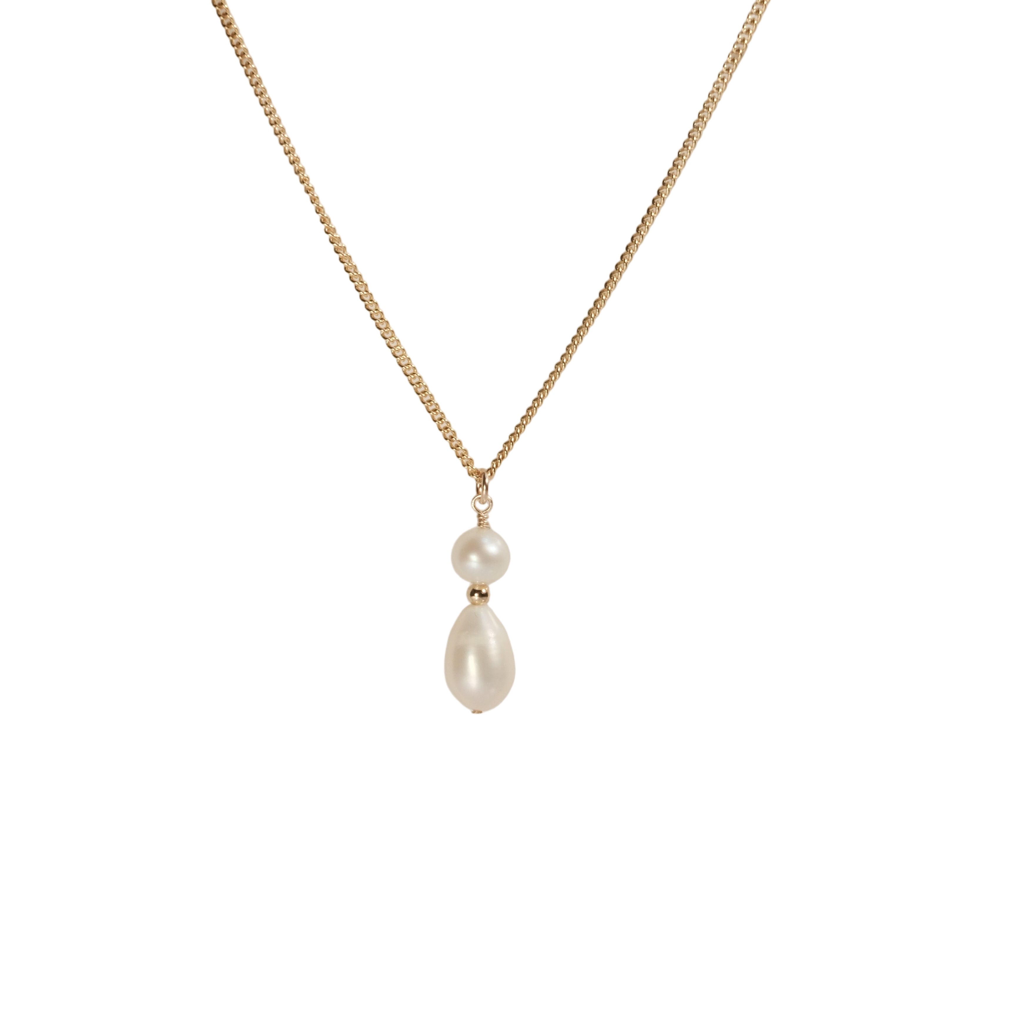 The Amore Pearl Pendant Necklace